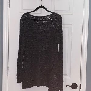 Knitted long sleeve sweater